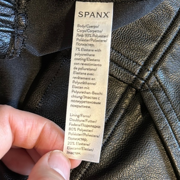 SPANX Faux Leather Jogger Pants Black slim skinny cargo pockets, size XL - Picture 7 of 14